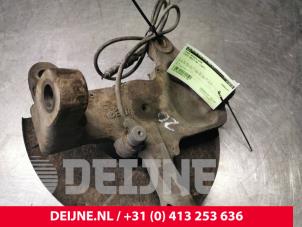 Gebruikte Fusee rechts-voor Iveco New Daily IV 35C12V, 35C12V/P, 35S12V, 35S12V/P Prijs € 181,50 Inclusief btw aangeboden door van Deijne Onderdelen Uden B.V.