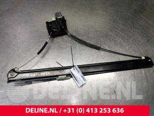 Begagnade Fönstermekanism, 2-dörrars, höger fram Volkswagen Crafter (SY) 2.0 TDI Pris € 60,50 Inklusive moms erbjuds av van Deijne Onderdelen Uden B.V.