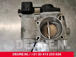 Gebruikte Gasklephuis Volvo V40 (MV) 1.6 T2 GTDi 16V Prijs € 50,00 Margeregeling aangeboden door van Deijne Onderdelen Uden B.V.