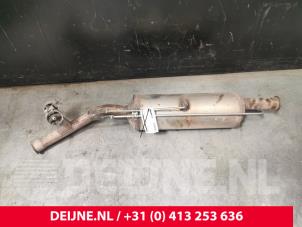 Gebruikte Roetfilter Peugeot Expert (V1/VA/VB/VE/VF/VT/VY) 1.6 Blue HDi 95 16V Prijs € 423,50 Inclusief btw aangeboden door van Deijne Onderdelen Uden B.V.