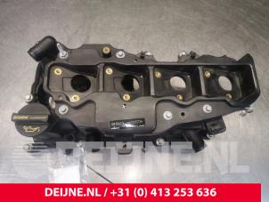Używane Pokrywa zaworów Volvo V40 (MV) 1.6 T3 GTDi 16V Cena € 60,00 Procedura marży oferowane przez van Deijne Onderdelen Uden B.V.