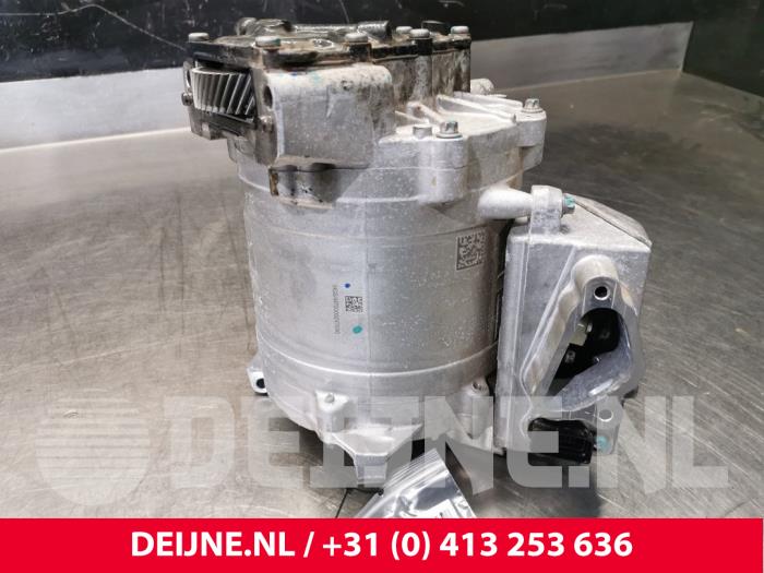 Hybriddrivenhet från en Volvo XC40 (XZ) 1.5 T5 Plug-in Hybrid 16V 2021