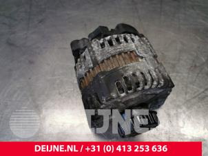 Gebruikte Dynamo Volkswagen Transporter/Caravelle T5 2.5 TDi Prijs € 90,75 Inclusief btw aangeboden door van Deijne Onderdelen Uden B.V.