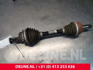 Gebruikte Aandrijfas links-voor Volvo S60 I (RS/HV) 2.4 D 20V Prijs € 70,00 Margeregeling aangeboden door van Deijne Onderdelen Uden B.V.