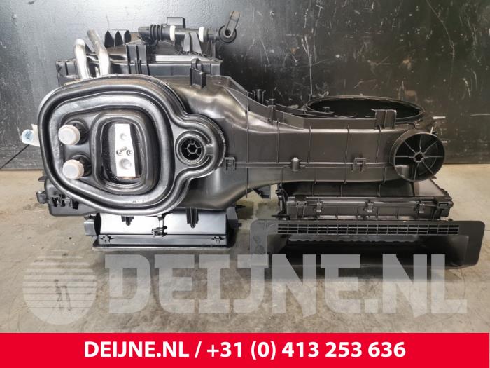 Värmarhus från en Volkswagen Crafter (SY) 2.0 TDI FWD 2021