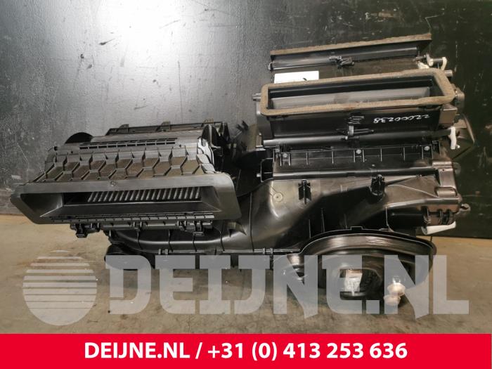 Värmarhus från en Volkswagen Crafter (SY) 2.0 TDI FWD 2021