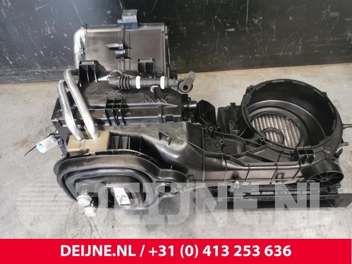 Värmarhus från en Volkswagen Crafter (SY) 2.0 TDI FWD 2021
