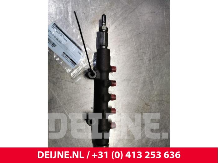 Bränsleinsprutningsmunstycke från en Ford Transit 2008