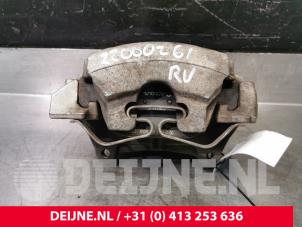 Gebruikte Remklauw (Tang) rechts-voor Volvo XC60 II (UZ) 2.0 T8 16V Hybrid AWD Prijs € 70,00 Margeregeling aangeboden door van Deijne Onderdelen Uden B.V.