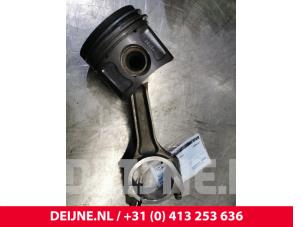 Begagnade Kolv Ford Transit Tourneo 2.2 TDCi 16V Euro 5 Pris € 211,75 Inklusive moms erbjuds av van Deijne Onderdelen Uden B.V.