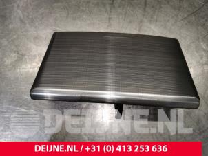 Nieuwe Opbergvak Volvo XC90 II Prijs € 145,20 Inclusief btw aangeboden door van Deijne Onderdelen Uden B.V.