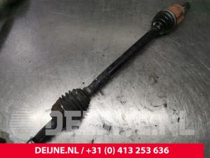 Gebruikte Aandrijfas rechts-achter Tesla Model S 85D Prijs € 199,00 Inclusief btw aangeboden door van Deijne Onderdelen Uden B.V.