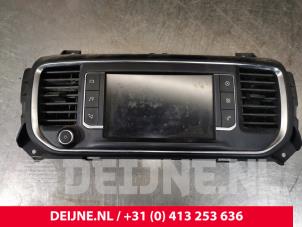 Gebruikte Display Multi Media regelunit Toyota ProAce 2.0 D-4D 122 16V Worker Prijs € 393,25 Inclusief btw aangeboden door van Deijne Onderdelen Uden B.V.