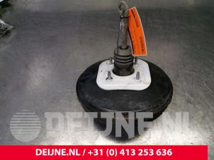 Gebruikte Rembekrachtiger Ford Transit 2.4 TDCi 16V Prijs € 84,70 Inclusief btw aangeboden door van Deijne Onderdelen Uden B.V.