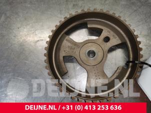 Gebruikte Nokkenas Tandwiel Volvo V50 (MW) 1.6 D 16V Prijs € 25,00 Margeregeling aangeboden door van Deijne Onderdelen Uden B.V.