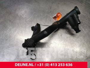 Gebruikte Waterpijp Volvo V50 (MW) 1.6 D 16V Prijs € 50,00 Margeregeling aangeboden door van Deijne Onderdelen Uden B.V.