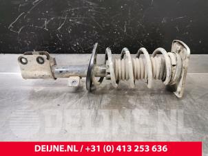 Gebruikte Voorpoot links Peugeot Expert (V1/VA/VB/VE/VF/VT/VY) 1.6 Blue HDi 115 Prijs € 90,75 Inclusief btw aangeboden door van Deijne Onderdelen Uden B.V.