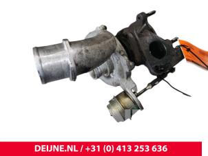 Używane Turbo Opel Vivaro 1.9 DTI 16V Cena € 151,25 Z VAT oferowane przez van Deijne Onderdelen Uden B.V.