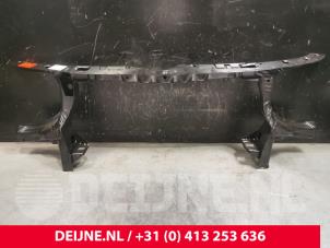 Nieuwe Frontpaneel Volkswagen Transporter Prijs € 261,36 Inclusief btw aangeboden door van Deijne Onderdelen Uden B.V.