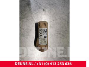 Used Däcktryckssensor Mercedes Vito Tourer (447.7) 2.2 114 CDI 16V Price € 54,45 Inclusive VAT offered by van Deijne Onderdelen Uden B.V.