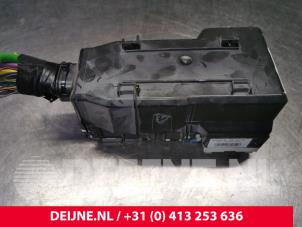 Gebruikte Zekeringkast Ford Transit 2.0 TDCi 16V Eco Blue 130 Prijs € 90,75 Inclusief btw aangeboden door van Deijne Onderdelen Uden B.V.