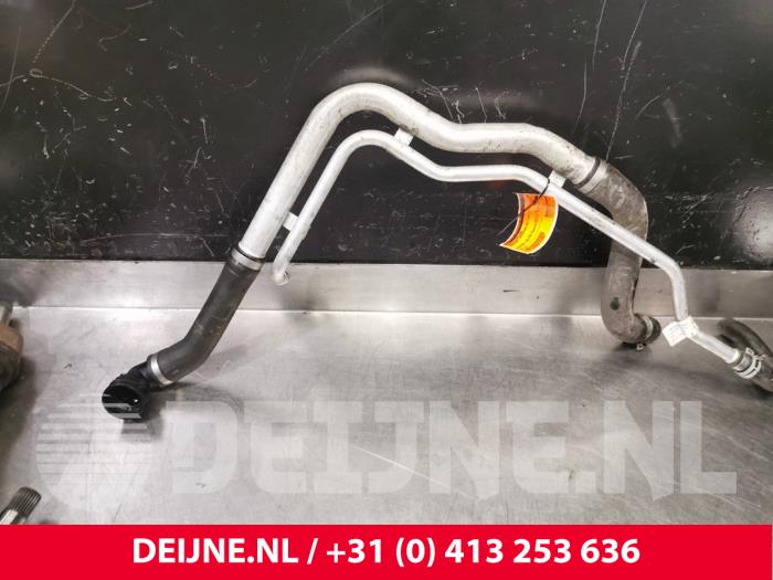 Kylarslang från en Mercedes-Benz Sprinter 3t (910.6) 211 CDI 2.1 D FWD 2018