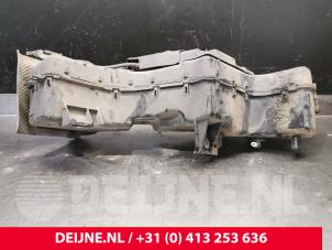 Begagnade AdBlue-tank Ford Transit Connect (PJ2) 1.5 EcoBlue Pris € 302,50 Inklusive moms erbjuds av van Deijne Onderdelen Uden B.V.