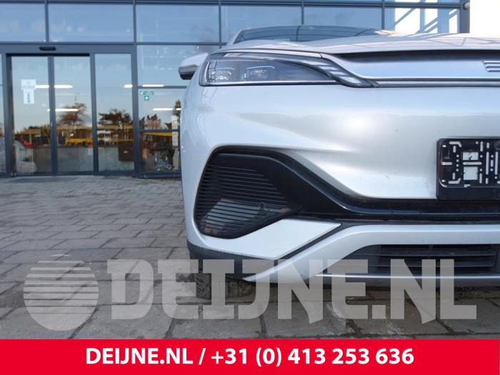 Front (komplett) från en BYD Atto 3 60kWh 2023