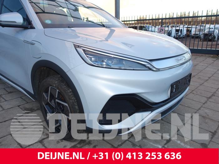Front (komplett) från en BYD Atto 3 60kWh 2023