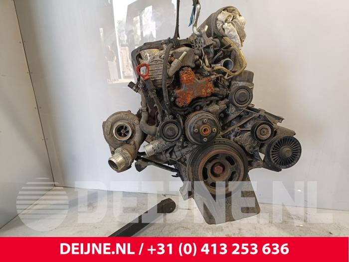 Motor från en Mercedes-Benz Sprinter 4/5t (904/905) 416 CDI 20V 2001