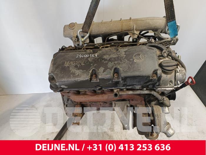 Motor från en Mercedes-Benz Sprinter 4/5t (904/905) 416 CDI 20V 2001