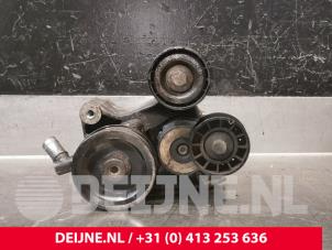 Używane Pompa wspomagania kierownicy Fiat Ducato (243/244/245) 2.3 JTD 16V 15 Cena € 60,50 Z VAT oferowane przez van Deijne Onderdelen Uden B.V.