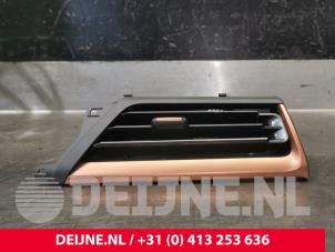 Gebruikte Luchtrooster Dashboard Cupra Born 58 Prijs € 30,25 Inclusief btw aangeboden door van Deijne Onderdelen Uden B.V.