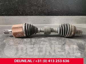 Gebruikte Cardanas links-voor (VWA) Volvo V60 I (FW/GW) 2.4 D6 20V AWD Twin Engine Plug-in Hybrid Prijs € 75,00 Margeregeling aangeboden door van Deijne Onderdelen Uden B.V.