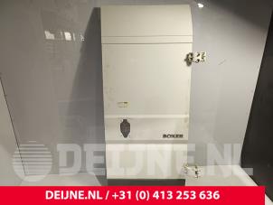 Begagnade Bakdörr, minibuss/van Peugeot Boxer (U9) 2.2 HDi 130 Euro 5 Pris € 363,00 Inklusive moms erbjuds av van Deijne Onderdelen Uden B.V.