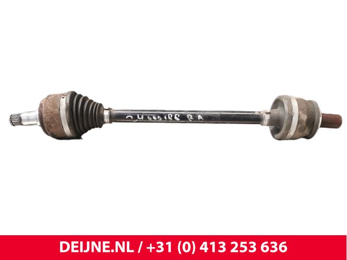 Drivaxel, vänster bak från en Volvo XC90 II 2.0 T8 16V Twin Engine AWD 2017