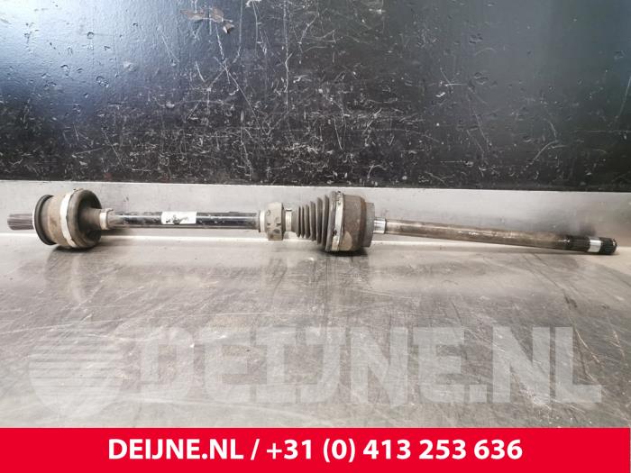 Drivaxel, höger bak från en Volvo XC90 II 2.0 T8 16V Twin Engine AWD 2017