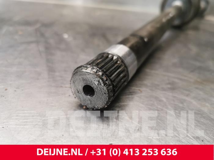 Drivaxel, höger bak från en Volvo XC90 II 2.0 T8 16V Twin Engine AWD 2017