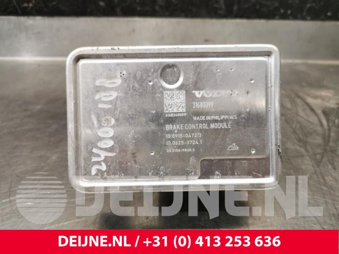 ABS-pump från en Volvo XC90 II 2.0 T8 16V Twin Engine AWD 2017