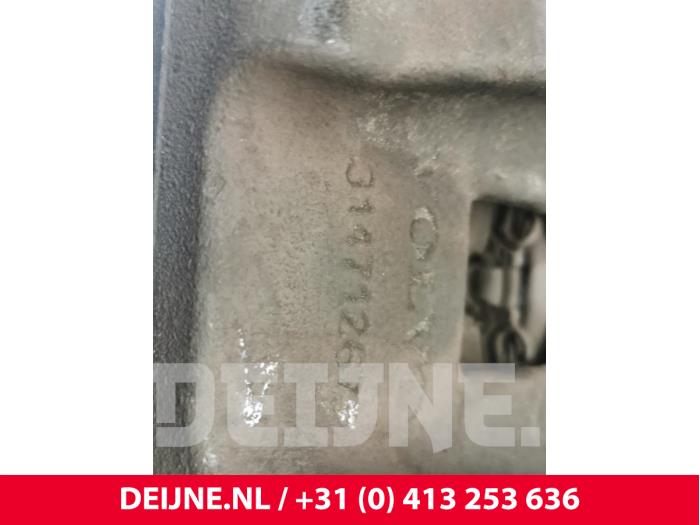 Bakre bromsok, höger från en Volvo XC90 II 2.0 T8 16V Twin Engine AWD 2017