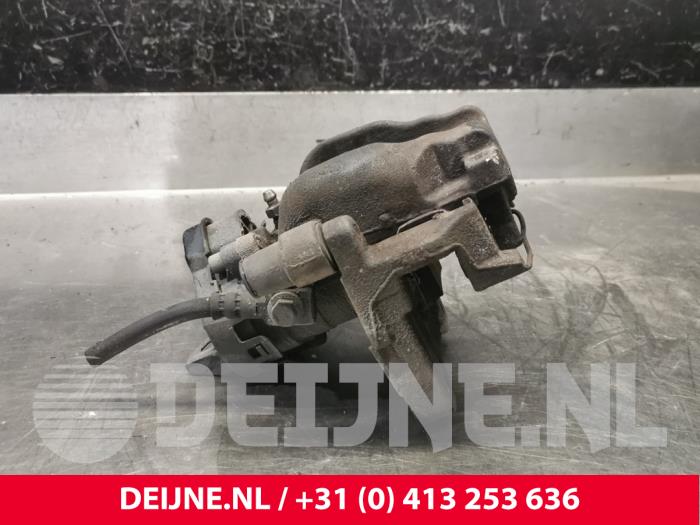 Bakre bromsok, höger från en Volvo XC90 II 2.0 T8 16V Twin Engine AWD 2017