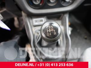 Gebruikte Versnellingspook Fiat Doblo Cargo (263) 1.4 16V Prijs € 90,75 Inclusief btw aangeboden door van Deijne Onderdelen Uden B.V.