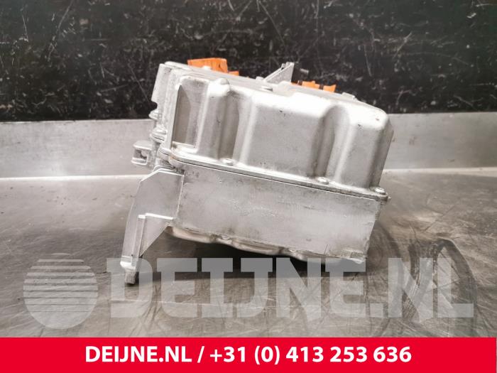 Inverterare (hybrid) från en Volvo XC90 II 2.0 T8 16V Twin Engine AWD 2017