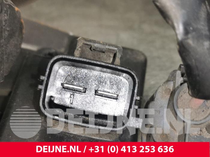 Vakuumpump (bensin) från en Volvo XC90 II 2.0 T8 16V Twin Engine AWD 2017