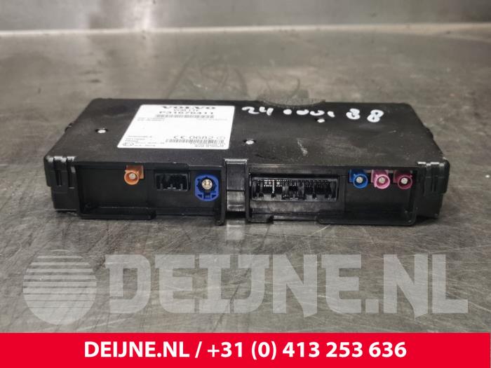 VCM (modul) från en Volvo XC90 II 2.0 T8 16V Twin Engine AWD 2017