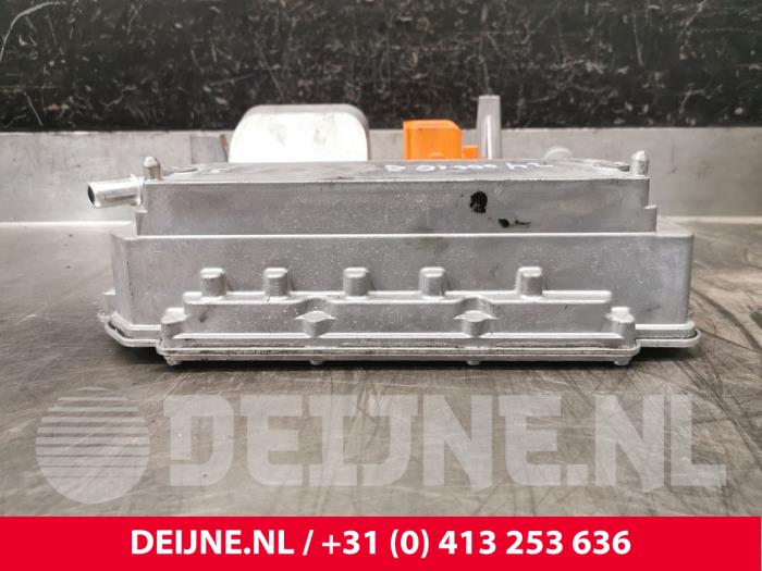 DC/CD-omvandlare från en Volvo XC90 II 2.0 T8 16V Twin Engine AWD 2017