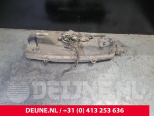 Begagnade AdBlue-tank Volkswagen Crafter 2.5 TDI 30/35/50 Pris € 484,00 Inklusive moms erbjuds av van Deijne Onderdelen Uden B.V.