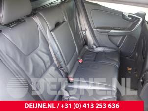 Begagnade List, bakdörr, 4-dörrars, vänster Volvo V60 I (FW/GW) 2.4 D6 20V AWD Twin Engine Plug-in Hybrid Pris € 70,00 Marginaltabell erbjuds av van Deijne Onderdelen Uden B.V.