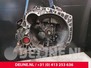 Begagnade Växellåda Fiat Doblo Cargo (263) 1.6 D Multijet Dualogic Pris € 1.149,50 Inklusive moms erbjuds av van Deijne Onderdelen Uden B.V.