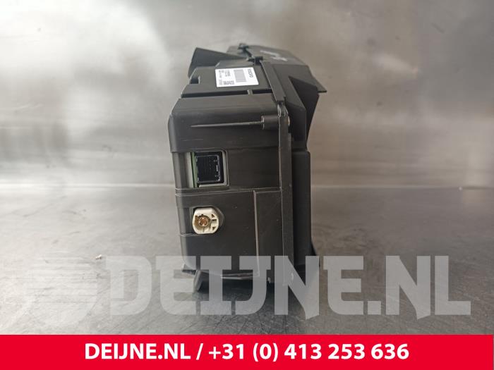 Head-up-display (HUD) från en Volvo XC90 II 2.0 T8 16V Twin Engine AWD 2017